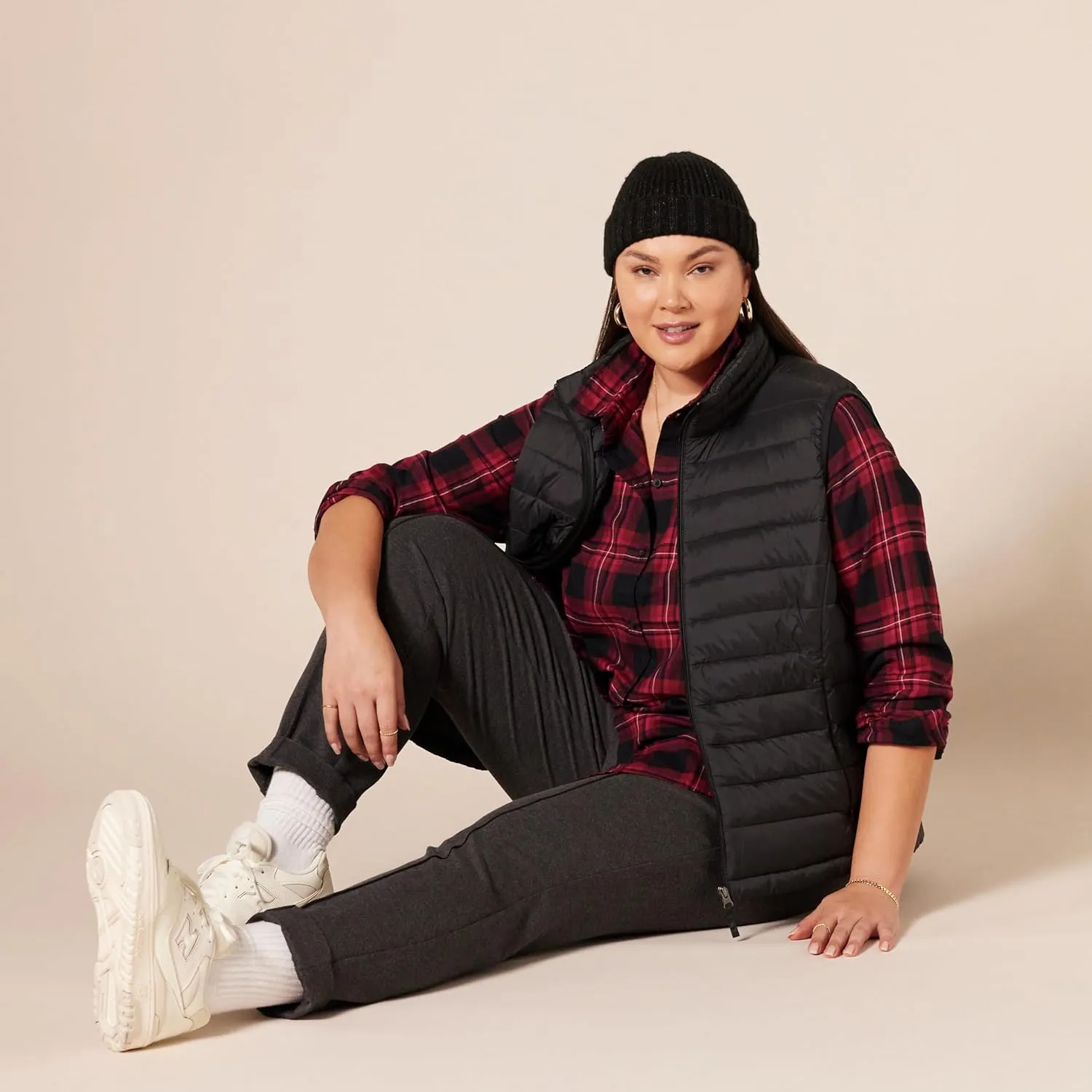 Amazon Essentials Women's Lightweight Water-Resistant Packable Puffer Vest